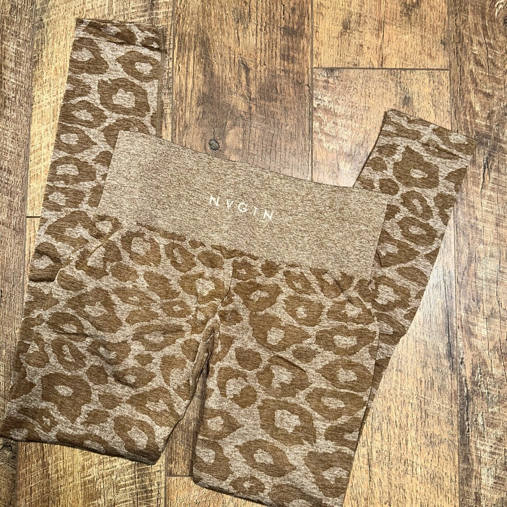 NVGTN Leopard Seamless Leggings
